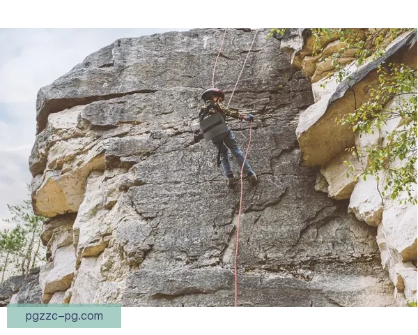 攀岩训练：挑战极限，突破自我